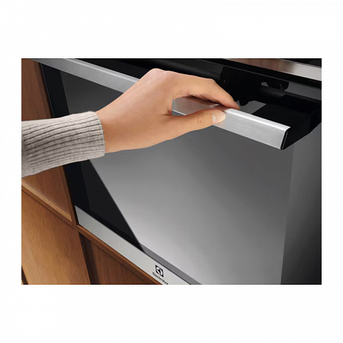 Встраиваемый духовой шкаф Electrolux LOE8F38X