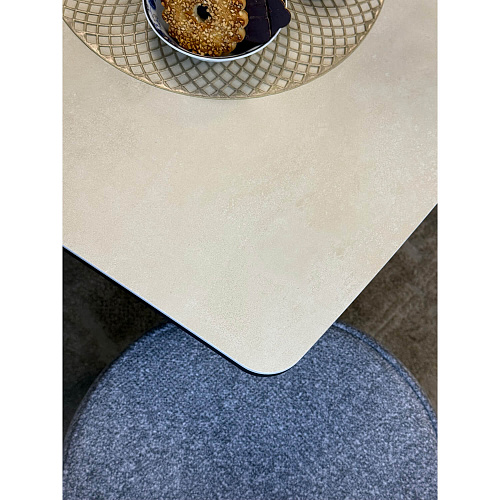 Стол обеденный Kenner AK1400 черный/керамика OKARA LIGHT YELLOW