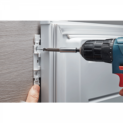 Встраиваемая однодверная морозильная камера Midea MDRE306FZF01