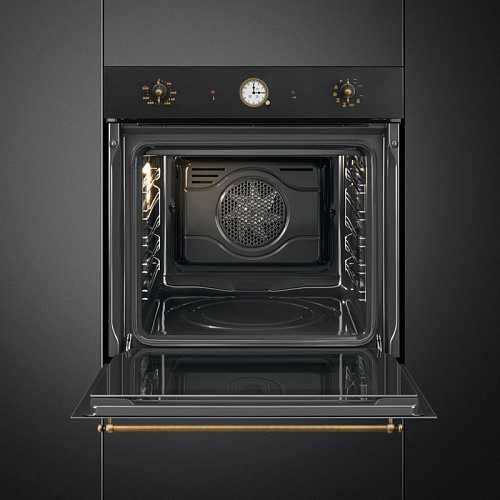 Встраиваемый духовой шкаф SMEG SFP68C1TAO