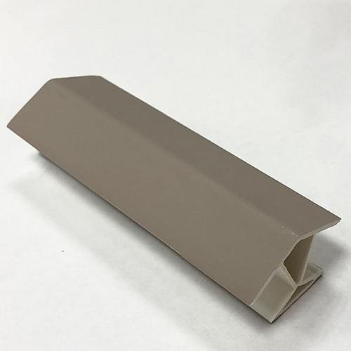 Угловое соединение для цоколя 135 H-100 мм, капучино SoftTouch