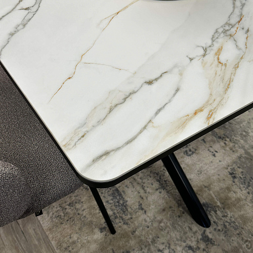 Стол обеденный Kenner DM1400 черный/керамика мрамор золотой